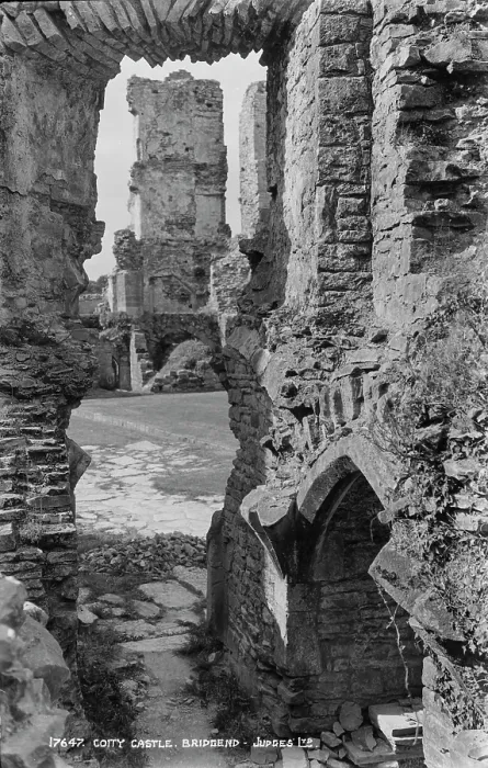 Framed Print : Ruins of Coty Castle Framed Print : Ruins of Coty Castle