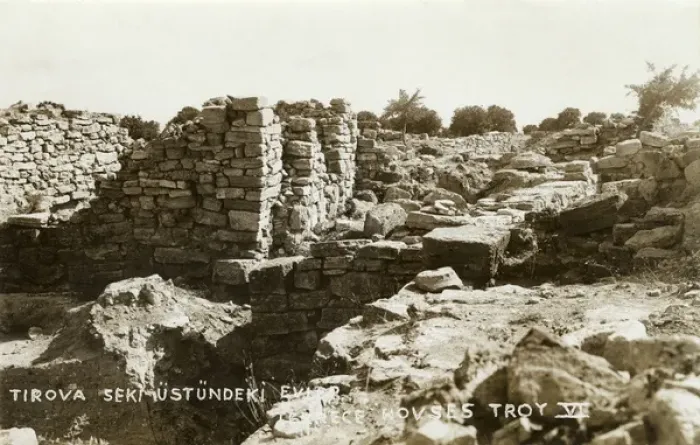 Framed Print : Ruins at Hisarlik / Troy - Deposits of Phase VI Framed Print : Ruins at Hisarlik / Troy - Deposits of Phase VI