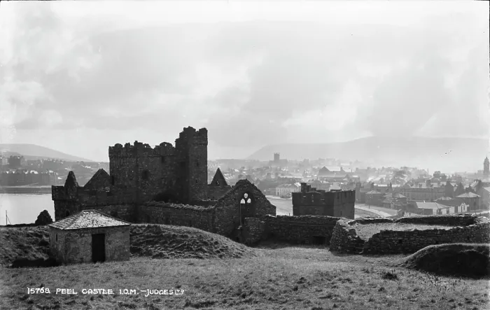 Framed Print : Ruins of Peel Castle Framed Print : Ruins of Peel Castle