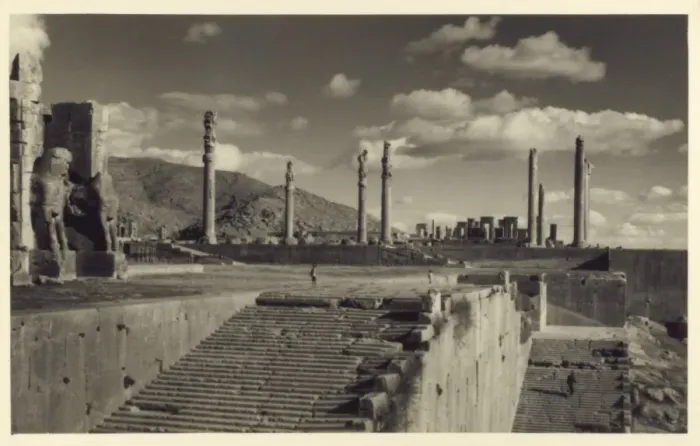 Framed Print : The ruins of Persepolis, Iran Framed Print : The ruins of Persepolis, Iran