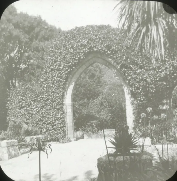 Framed Print : Ruins of an unidentified Church, Abbey or Chapel Framed Print : Ruins of an unidentified Church, Abbey or Chapel