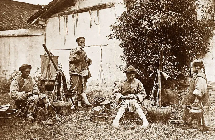Framed Print : Rural straw workers, China Framed Print : Rural straw workers, China
