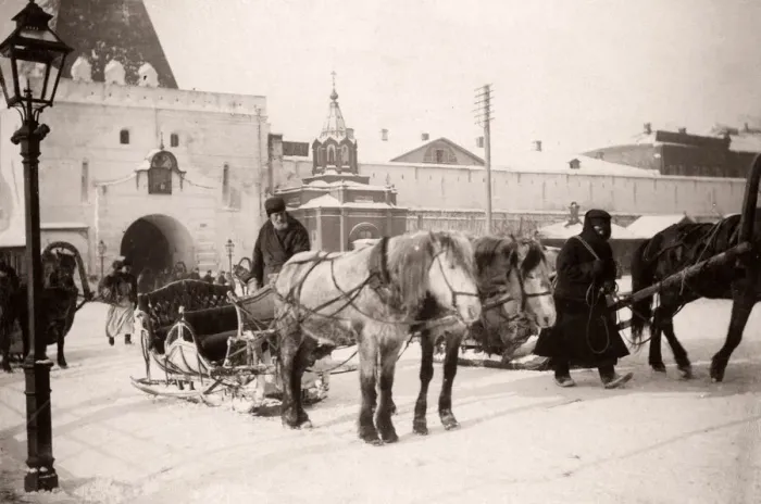 Framed Print : Russia - hackney cab, snow sleigh, pony Framed Print : Russia - hackney cab, snow sleigh, pony