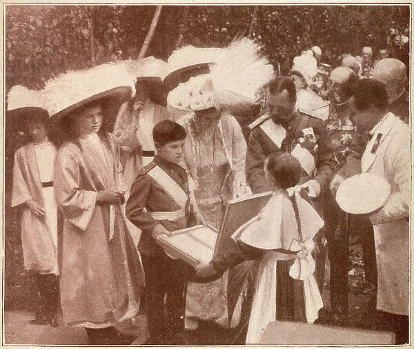 Russia - Tsar Nicholas II and family at Borodino
