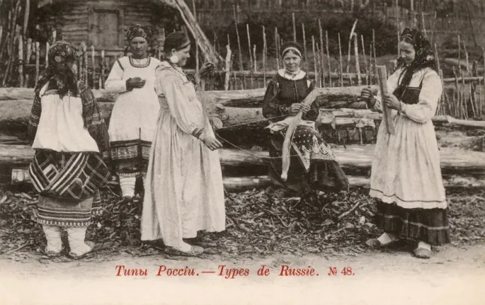 Framed Print : Russian Countrywomen in traditional costume Framed Print : Russian Countrywomen in traditional costume