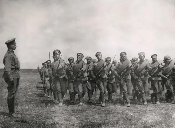 Framed Print : Russian troops drilling for the defence of Riga, Latvia, WWI Framed Print : Russian troops drilling for the defence of Riga, Latvia, WWI