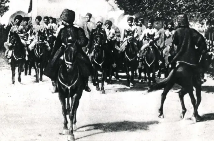 Framed Print : Russian troops entering a Persian town, WW1 Framed Print : Russian troops entering a Persian town, WW1
