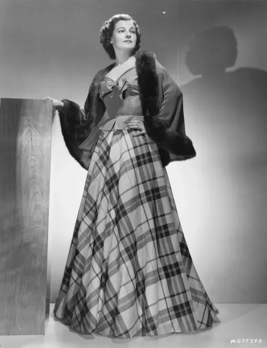 Framed Print : Ruth Hussey in Blackmail (1939) Framed Print : Ruth Hussey in Blackmail (1939)