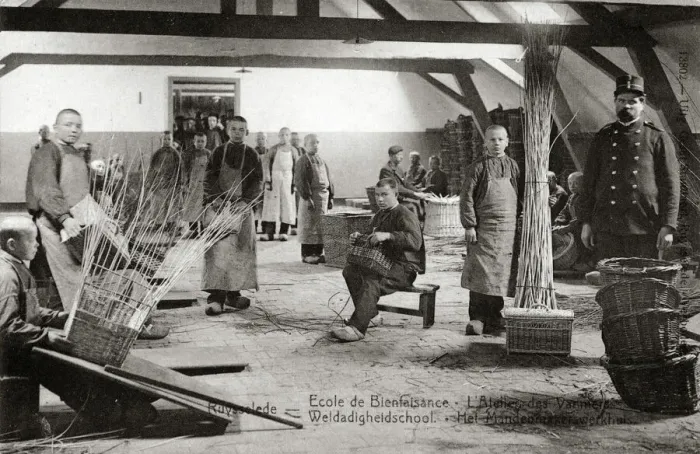 Framed Print : Ruysselede Reformatory, Belgium - Basket making Framed Print : Ruysselede Reformatory, Belgium - Basket making