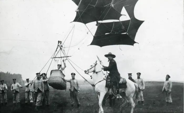 Framed Print : S F Cody instructing Royal Engineers in kites in late 1904 Framed Print : S F Cody instructing Royal Engineers in kites in late 1904
