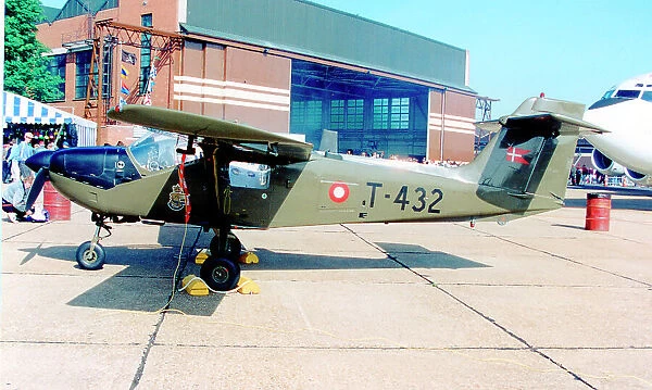 Saab MFI-17 Supporter T-432
