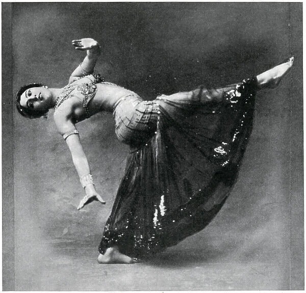Sahary Djeli, dancer