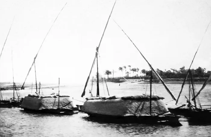 Framed Print : Sailing boats carrying grain on the River Nile, Egypt Framed Print : Sailing boats carrying grain on the River Nile, Egypt