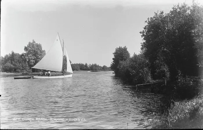 Framed Print : Sailing on Church Reach Framed Print : Sailing on Church Reach