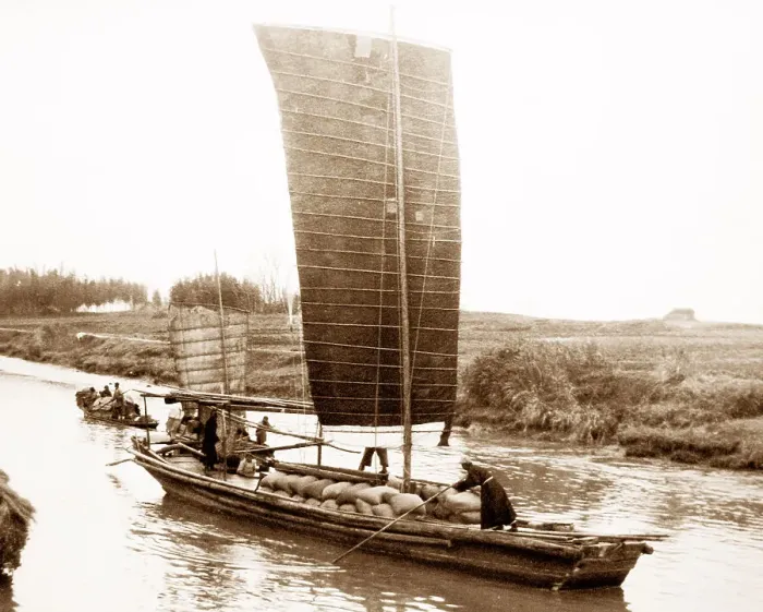 Framed Print : Sailing junk China in the 1920s Framed Print : Sailing junk China in the 1920s