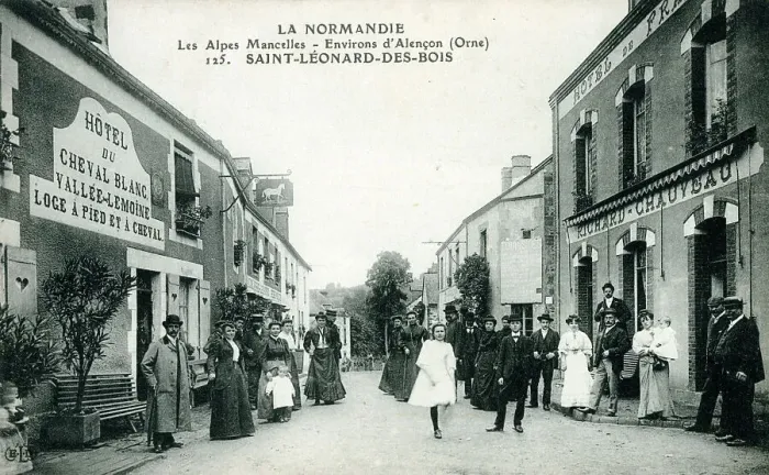 Framed Print : Saint-Leonard-des-Bois, Sarthe department, Pay de la Loire Framed Print : Saint-Leonard-des-Bois, Sarthe department, Pay de la Loire