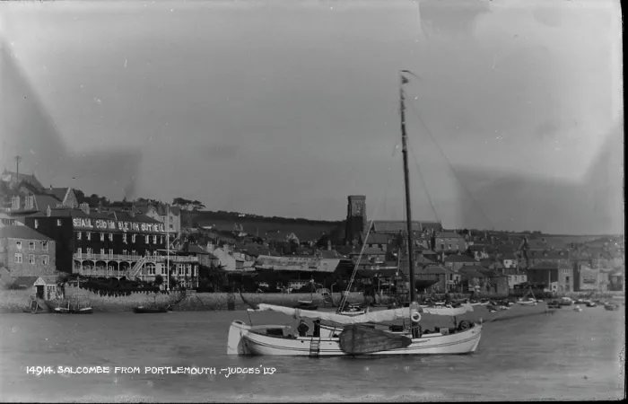 Framed Print : Salcombe from Portsmouth Framed Print : Salcombe from Portsmouth