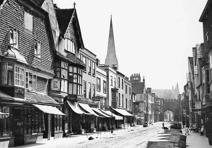 Framed Print : Salisbury High Street Victorian period Framed Print : Salisbury High Street Victorian period