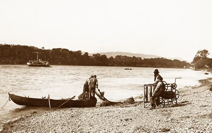 Framed Print : Salmon fishing on the River Tay, Scotland Framed Print : Salmon fishing on the River Tay, Scotland