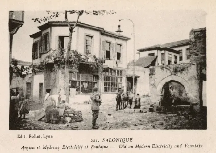 Framed Print : Salonica - Fountain & Electric Street Light - Old and Modern Framed Print : Salonica - Fountain & Electric Street Light - Old and Modern