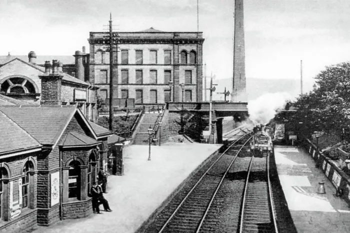 Framed Print : Saltaire Railway Station early 1900s Framed Print : Saltaire Railway Station early 1900s