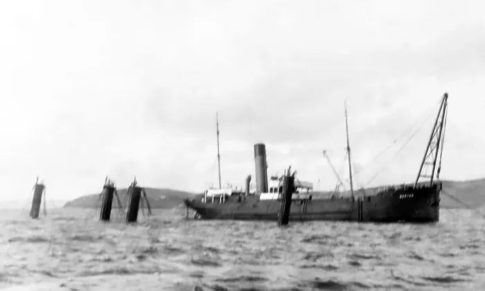 Framed Print : A salvage boat, Scapa Flow, Orkney, June 1919 Framed Print : A salvage boat, Scapa Flow, Orkney, June 1919