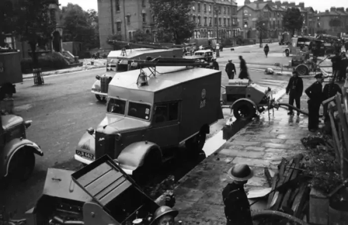 Framed Print : Salvage operation, Petherton Road, London, WW2 Framed Print : Salvage operation, Petherton Road, London, WW2