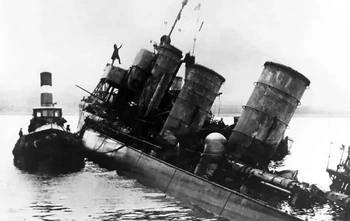 Framed Print : Salvaging German Destroyer G102, Scapa Flow, Orkney Framed Print : Salvaging German Destroyer G102, Scapa Flow, Orkney