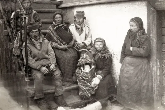 Framed Print : Sami people Lappland, Lapland, family group Framed Print : Sami people Lappland, Lapland, family group