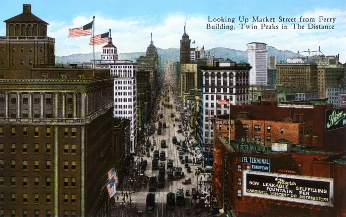 Framed Print : San Francisco, California, USA - Looking up Market Street Framed Print : San Francisco, California, USA - Looking up Market Street