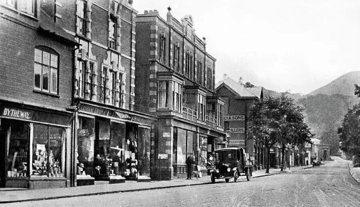 Framed Print : Sandford Avenue, Church Stretton early 1900's Framed Print : Sandford Avenue, Church Stretton early 1900's
