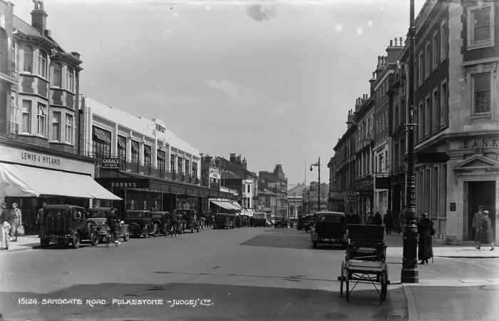 Framed Print : Sandgate Road, Folkestone Framed Print : Sandgate Road, Folkestone