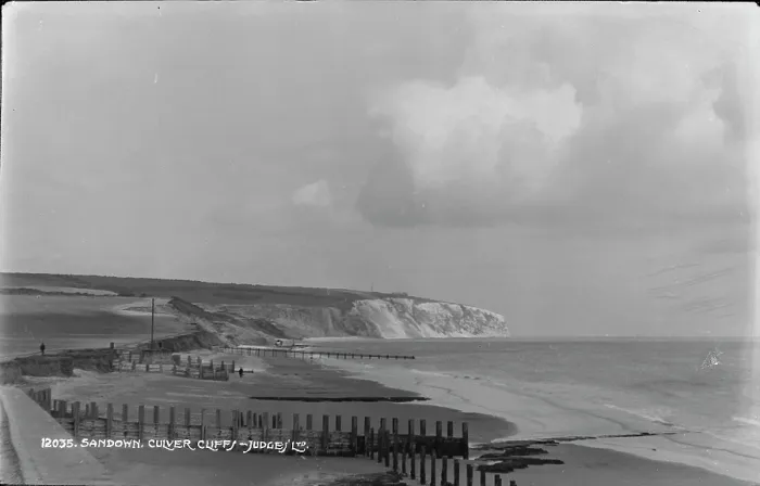 Framed Print : Sandown and Culver Cliffs Framed Print : Sandown and Culver Cliffs