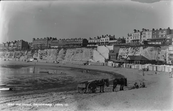 Framed Print : The Sands, Broadstairs Framed Print : The Sands, Broadstairs