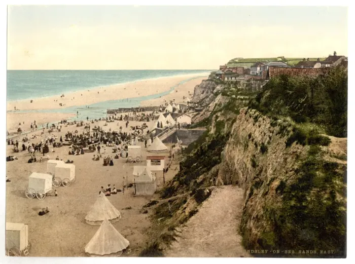 Framed Print : Sands, East, Mundsley-On-Sea, England Framed Print : Sands, East, Mundsley-On-Sea, England