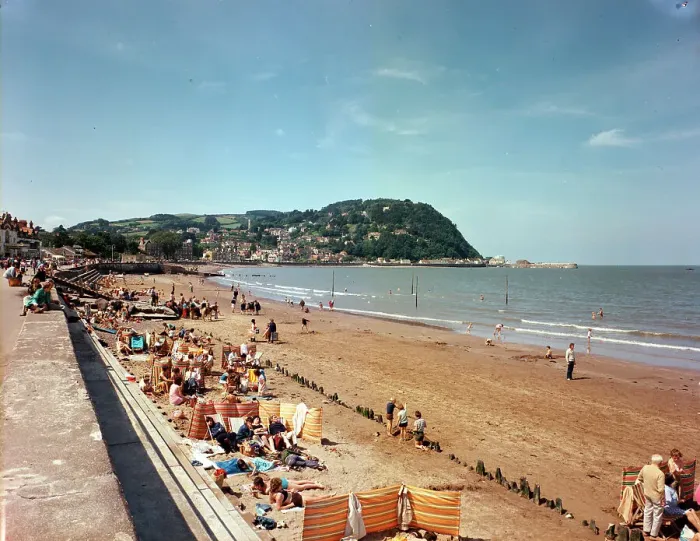 Framed Print : The sands, Minehead Framed Print : The sands, Minehead