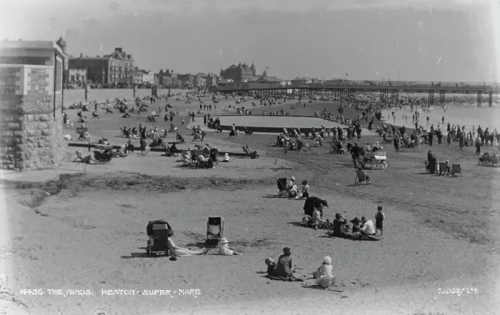 Framed Print : The Sands at Weston-super-Mare Framed Print : The Sands at Weston-super-Mare