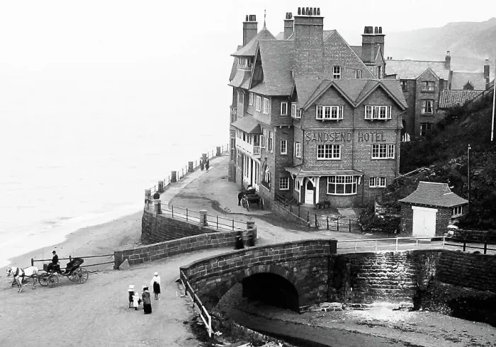Framed Print : Sandsend near Whitby, Victorian period Framed Print : Sandsend near Whitby, Victorian period
