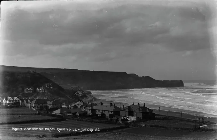 Framed Print : Sandsend from Raven Hill Framed Print : Sandsend from Raven Hill