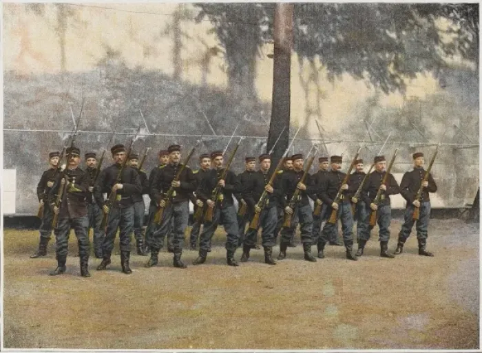 Framed Print : Sapeurs Pompiers 2 Framed Print : Sapeurs Pompiers 2