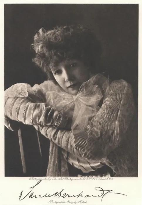 Framed Print : Sarah Bernhardt Framed Print : Sarah Bernhardt