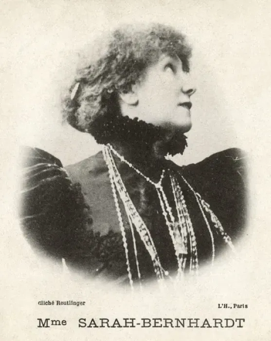 Framed Print : Sarah Bernhardt - French Stage Actress Framed Print : Sarah Bernhardt - French Stage Actress