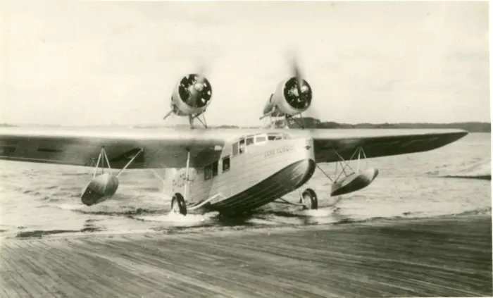 Framed Print : Saunders-Roe A19 Cloud, G-AC??, on the slipway at Cowes Framed Print : Saunders-Roe A19 Cloud, G-AC??, on the slipway at Cowes