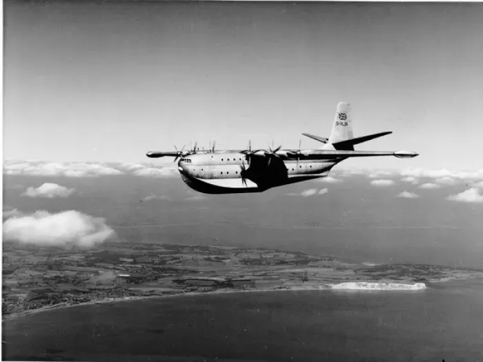 Framed Print : Saunders-Roe SR45 Princess G-ALUN in the air Framed Print : Saunders-Roe SR45 Princess G-ALUN in the air