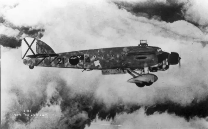 Framed Print : Savoia Marchetti SM81 Pipistrello bomber