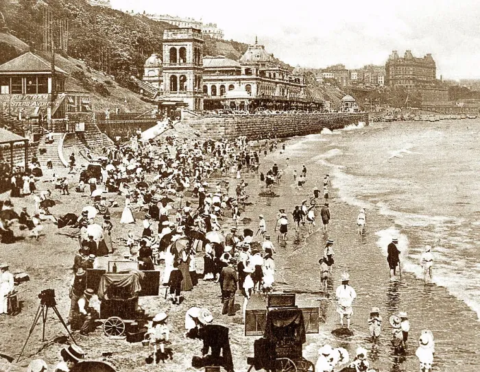 Framed Print : Scarborough beach, Victorian period Framed Print : Scarborough beach, Victorian period