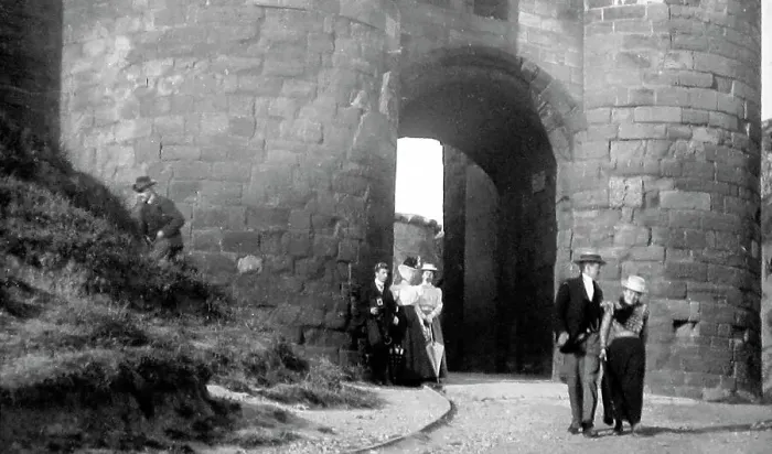 Framed Print : Scarborough Castle Framed Print : Scarborough Castle