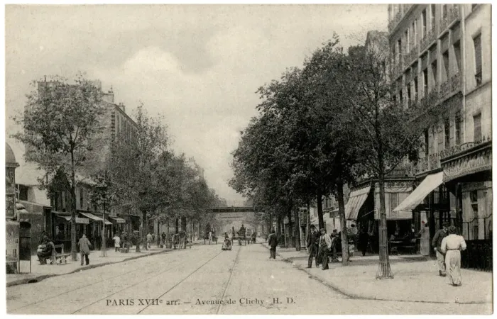 Framed Print : Scene in the Avenue de Clichy, Paris, France Framed Print : Scene in the Avenue de Clichy, Paris, France