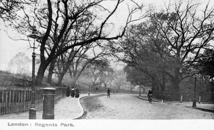 Framed Print : Scene on the edge of Regents Park, London Framed Print : Scene on the edge of Regents Park, London