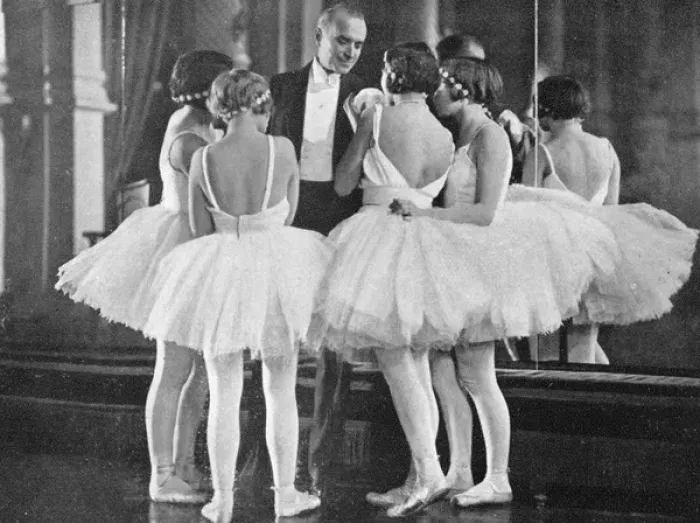 Framed Print : A scene from the film Ces Nouveaux Messieurs, 1928 Framed Print : A scene from the film Ces Nouveaux Messieurs, 1928